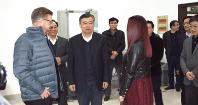 區長到匠心獨具智能家具股份有限公司參觀