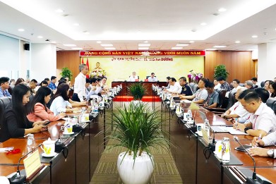 2025年4月10日，匠心家居参加越南平阳省美国关税影响座谈会